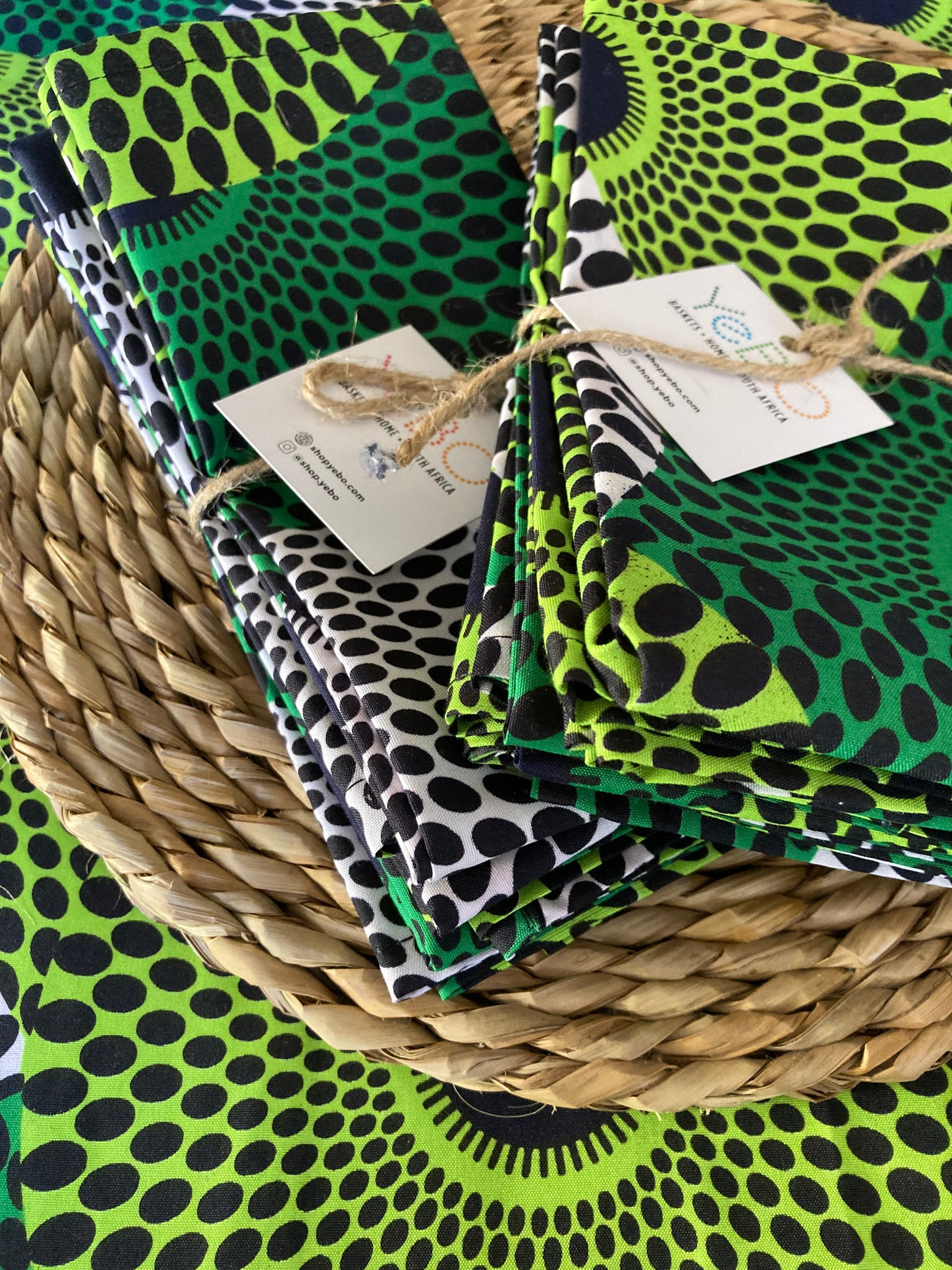 6 pack cotton serviettes, Green circular