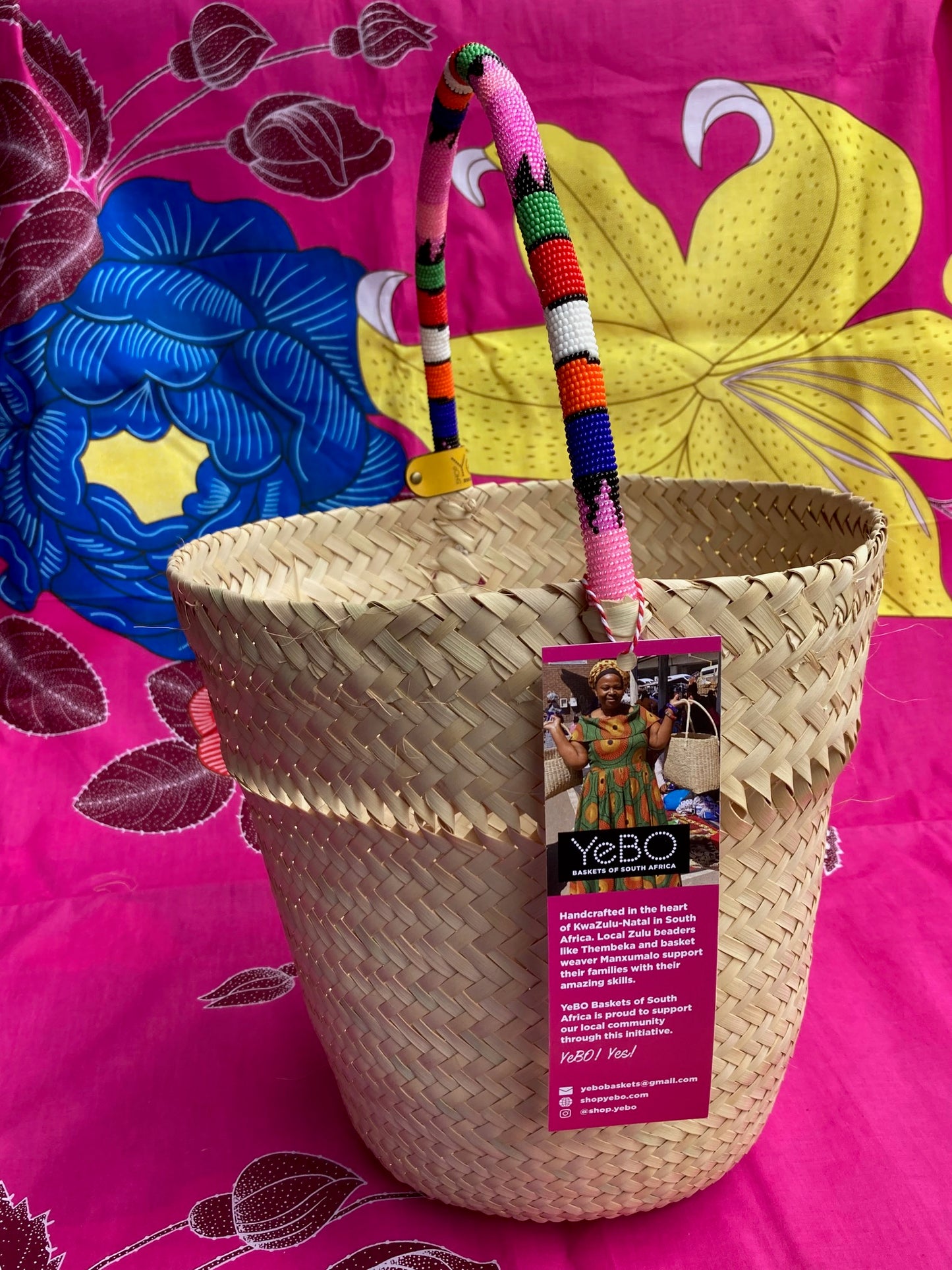 Bucket basket with Beaded Handle