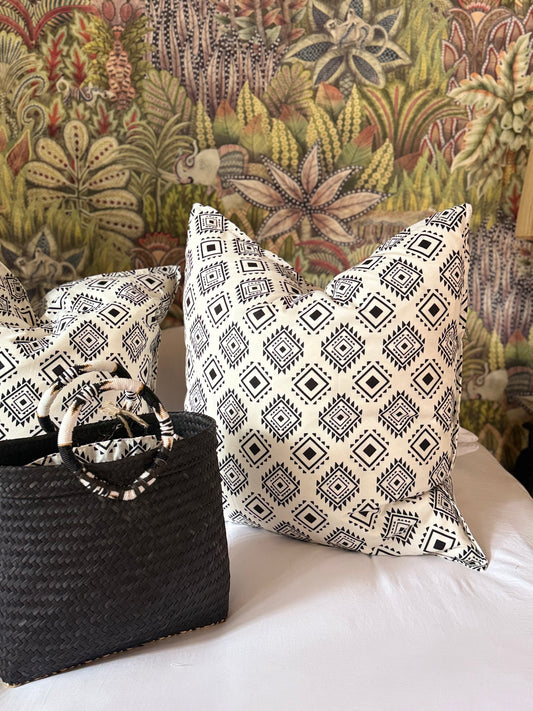 1 Mini Clutch Basket Bangle Handles