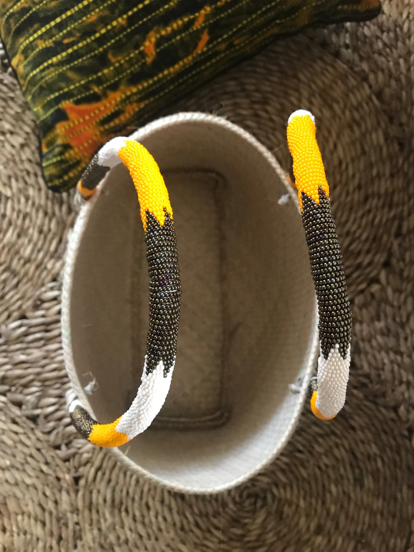 1-Natural Tub basket with beaded handles