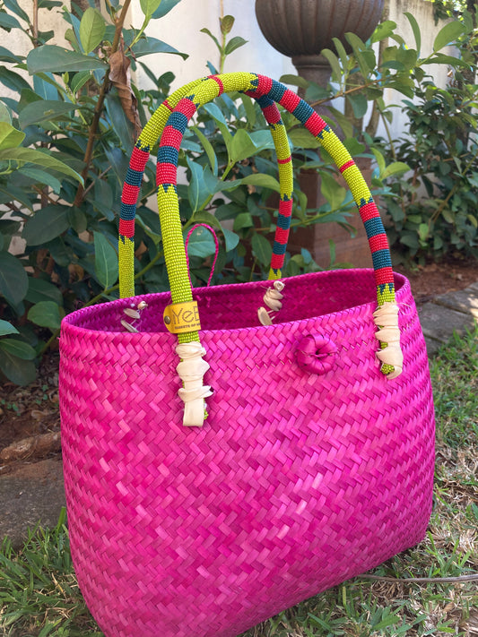 1 Hot Pink Tub basket with beaded handles
